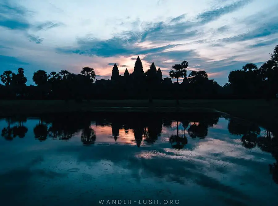 Emily-Lush-Angkor-Wat-beautiful-sunrises-collab-cambodia