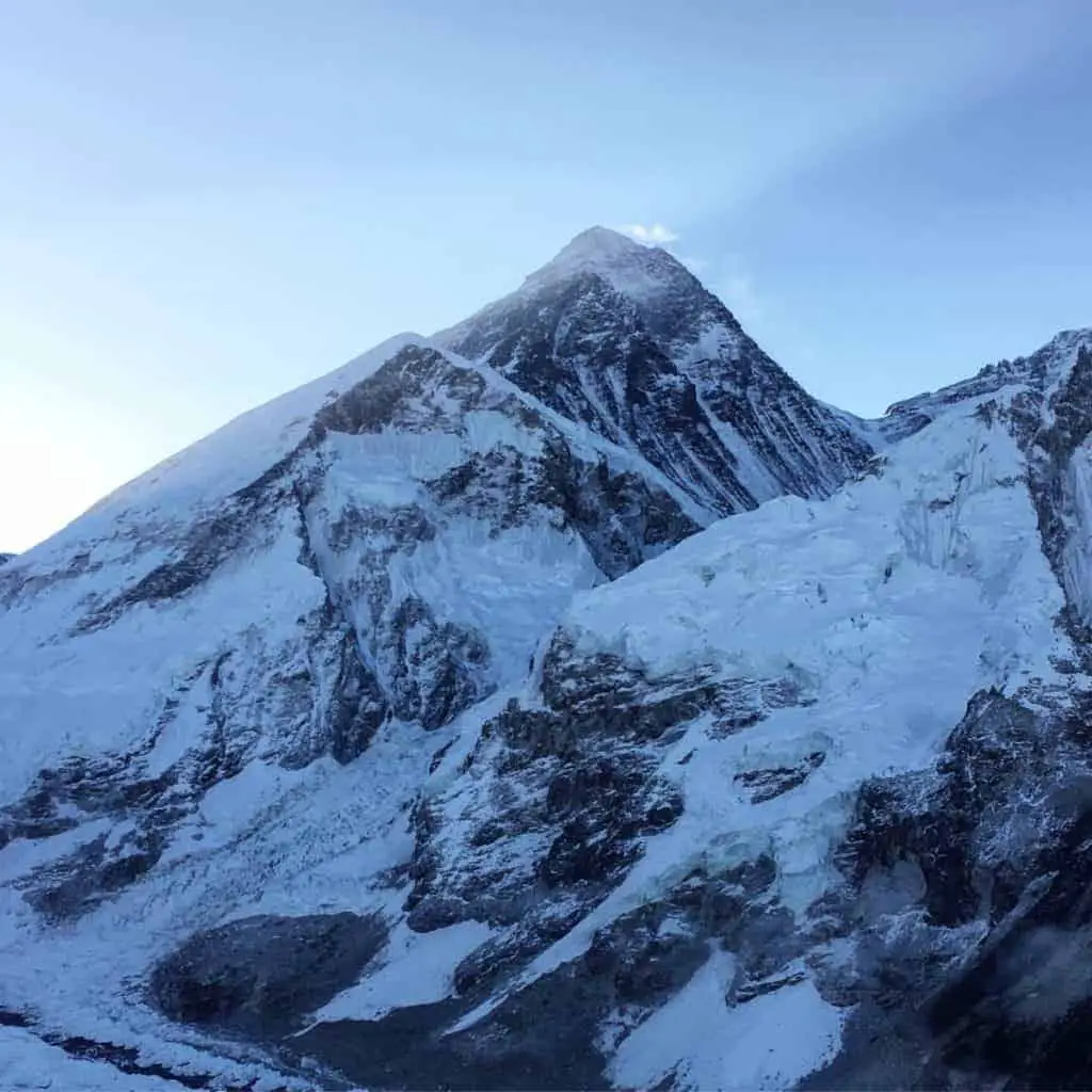 kala-patthar-summit-nepal-beautiful-sunrises-collab-Erikas-Travelventures