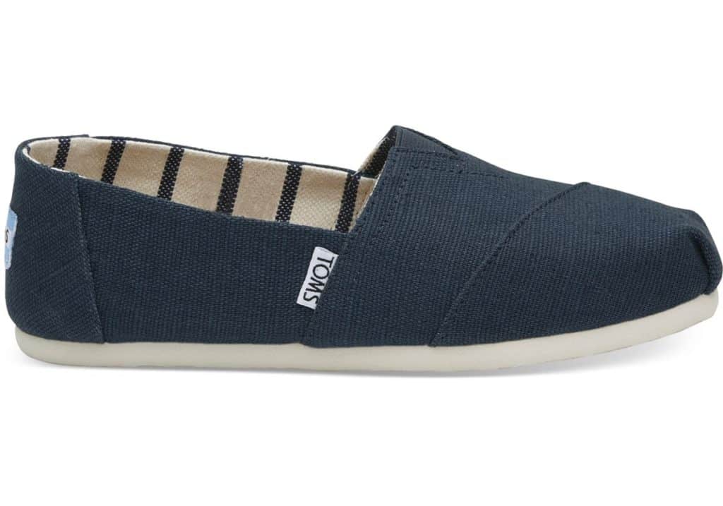 toms-canvas-shoes-womens-vegan-shoes-for-travel-stock-photo-website-photo