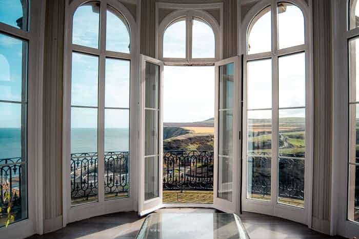 accomodation the observatory saltburn by the sea landscape horizontal