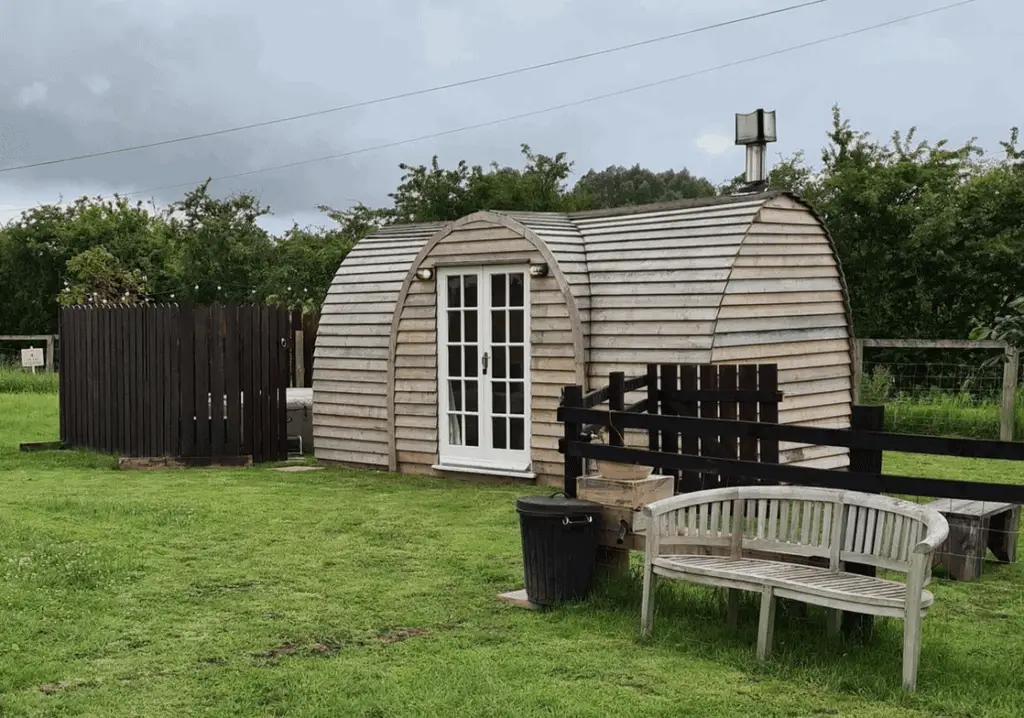 skipbridge farm glamping with hot tub yorkshire glamping pods yorkshire website photo