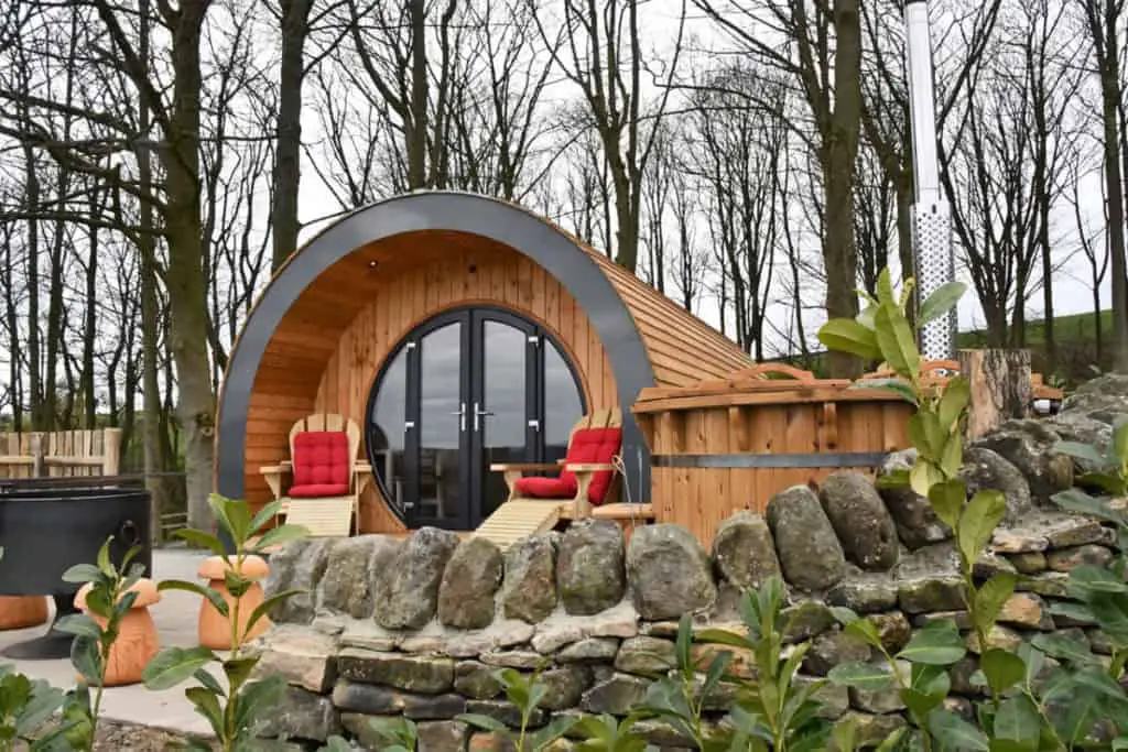 glamping with hot tub yorkshire glamping pods yorkshire website photo catgill-farms