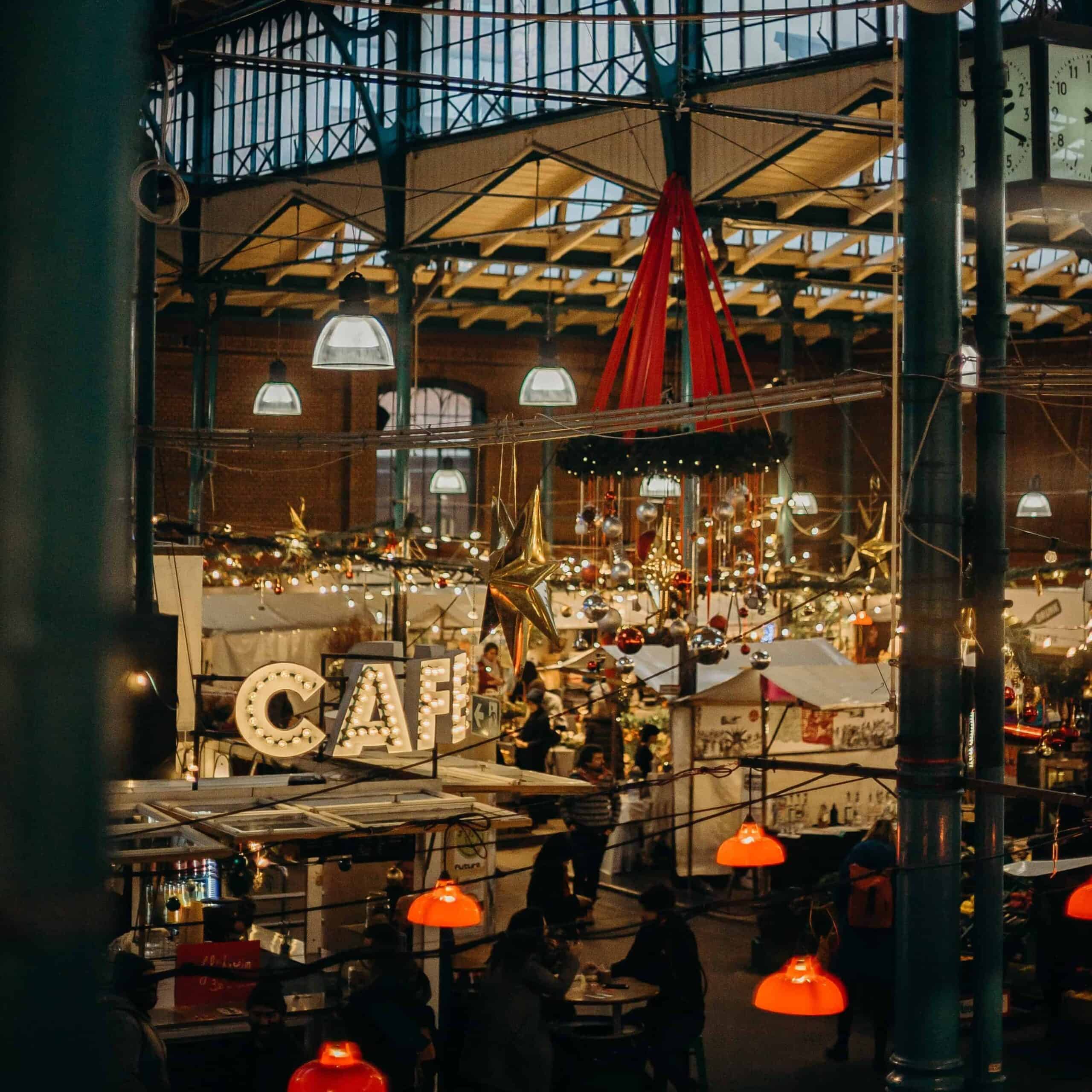 christmas-festive-markets-in-edinburgh