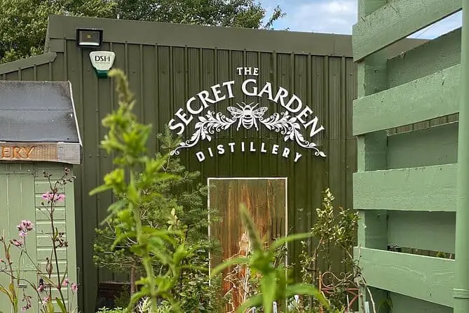 Secret-Garden-Distillery-tour-edinburgh