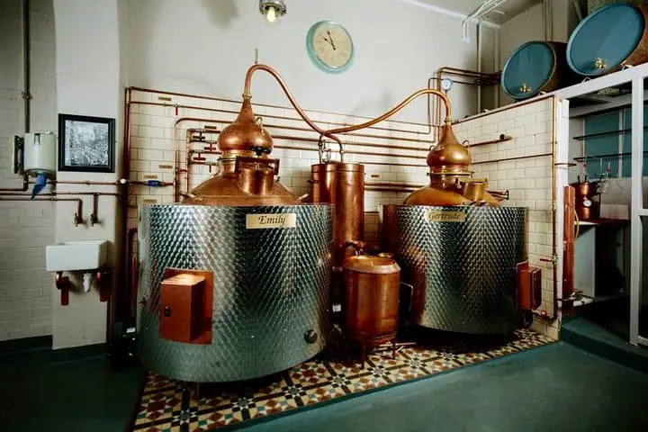 pickering-gin-distillery-tour-edinburgh
