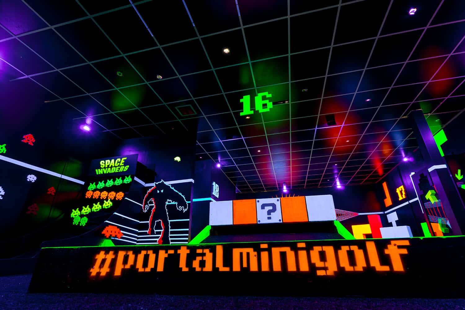 Portal-MiniGolf-Arcade-edinburgh