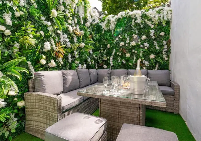 6 Romantic Hotels in Edinburgh for Couples [With Hot Tubs] Voyaging Herbivore