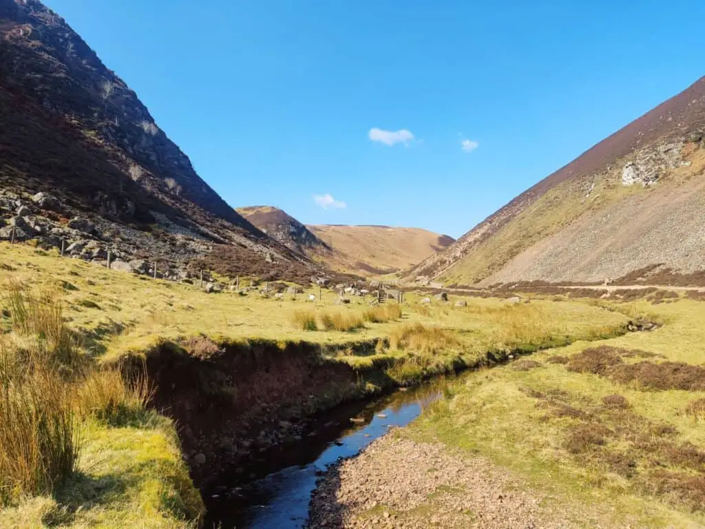 Balerno to Glencorse walk hiking edinburgh Pentlands