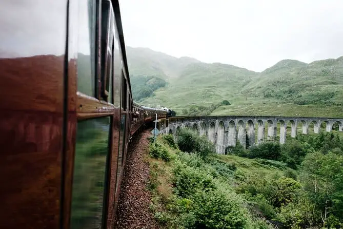 Scottish Highlands and Hogwarts Express Tour from Edinburgh