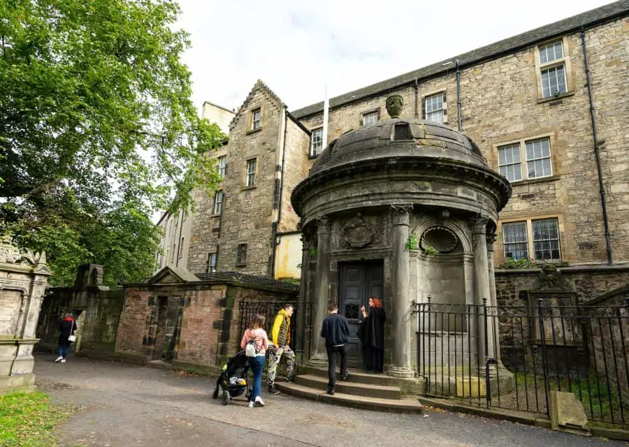 Haunted Underground Vaults and Graveyard Tour